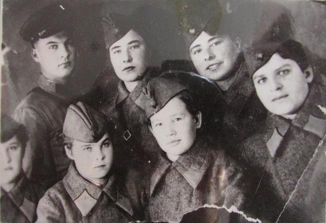 Связисты::Фотографии участников Великой Отечественной войны и документы по Спасскому району (до 1946г.) g2id42314
