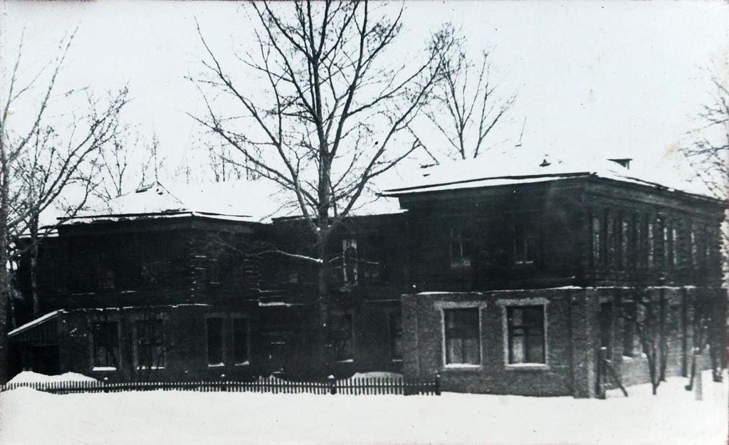Фото №5249. Фото. Школа, где учился Сибгат Хаким. Село Кулле-Кими.1960-е-1980-е