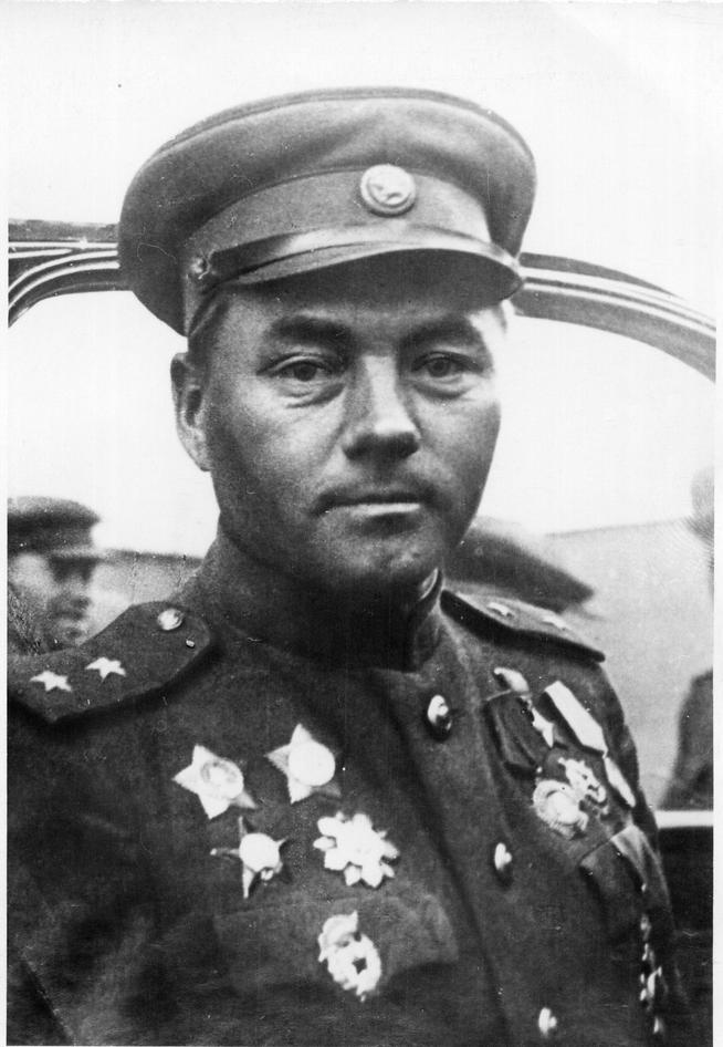 Фото №86137. Герой Советского Союза Сафиуллин Г.Б. 1940-е