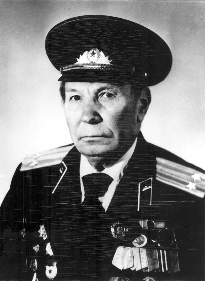 Фото. Герой Советского Союза - Коновалов С. В.1980-е::Коновалов g2id96480