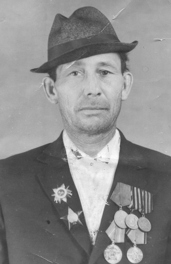 МАКАРОВ Пётр Матвеевич::Фотографии участников Великой Отечественной войны и документы по Спасскому району (после 1946г.) g2id100850