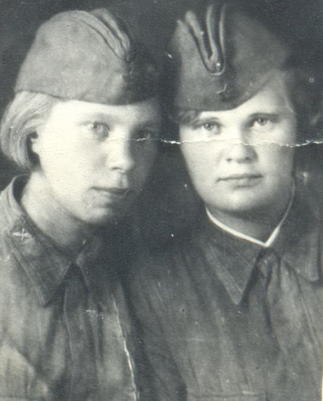 СИМАНОВА и ЧАРУШНИКОВА::Фотографии участников Великой Отечественной войны и документы по Спасскому району (до 1946г.) g2id101161