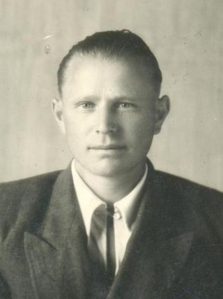 СТРЯПКИН  Иван Александрович::Фотографии участников Великой Отечественной войны и документы по Спасскому району (после 1946г.) g2id101204