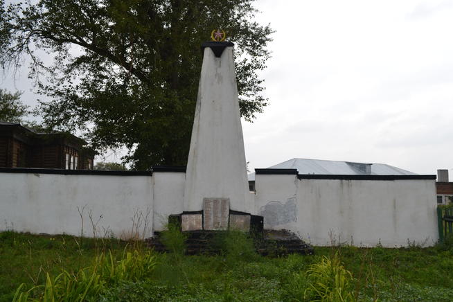 д. Сарсак- Омга::Памятники g2id101701