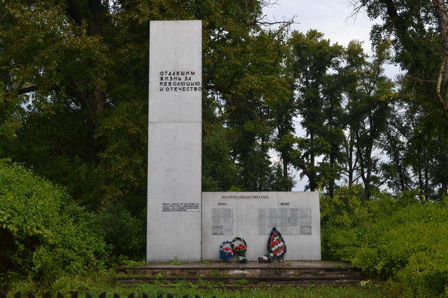 д. Ст. Чекалда::Памятники g2id101716