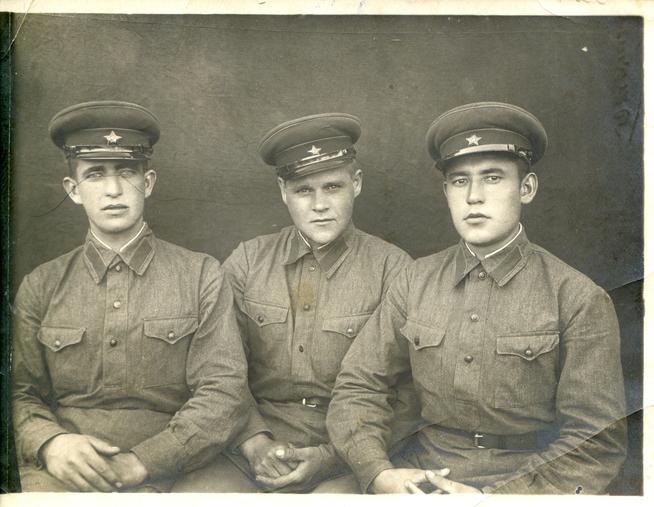 Друзья Абдурашитова И.А.::Фотографии участников Великой Отечественной войны и документы по Спасскому району (до 1946г.) g2id103366