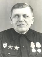 СВИСТУНО́В Александр Григорьевич 1914г.р. вернулся