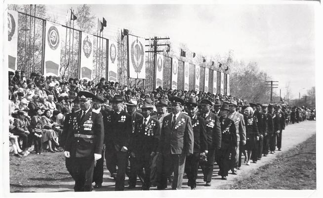 КП-1832. Колонна участников Великой Отечественной войны::Материалы, предоставленные Мензелинским музеем g2id107658