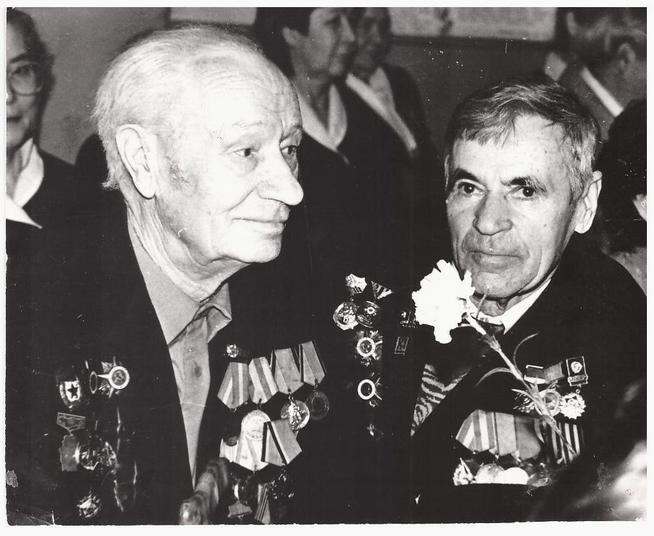 КП-2959. Старший лейтенант А.А. Митюшкин и капитан В.З. Чифеев::Материалы, предоставленные Мензелинским музеем g2id107749