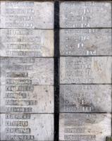 Монумент павшим воинам. Таблички с фамилиями погибших земляков. 2014