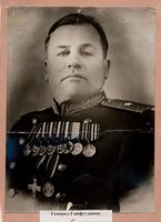Фото. Генерал-майор Гайфутдинов С.Г. - участник Великой Отечественной войны. Конец 1940-х
