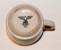 Трофейная чашка, увезенная участником Великой Отечественной войны. Германия. 1942. Керамика