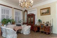 Гостиная. Фрагмент экспозиции Дома-музея академиков А.Е. и Б.А. Арбузовых. 2014.