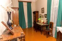 Фрагмент экспозиции.Кабинет Б.А. Арбузова. 2014