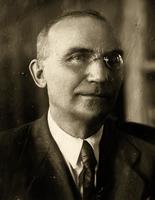 Фото. Лебедев С.Ф. профессор, зав кафедрой деталей машин. 1940-е