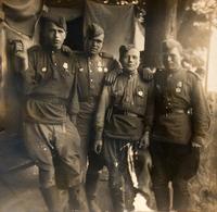 Фото. Боевой расчет. Семёнов Л.М. (третий слева). 1940-е