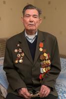 Фото. Чиж  Р.В. - ветеран Великой Отечественной войны дает интервью. 2014