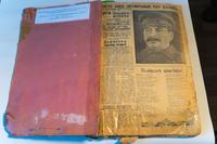 Подшивка красноармейской газеты “Алга дошман остенэ» («Вперед на врага»). 1942-1943