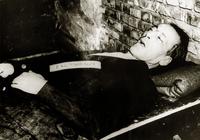 Посмертное фото Эрнста Кальтенбруннера после казни