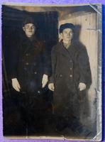 Фото. Галиев  Файзи с  другом. 1942 