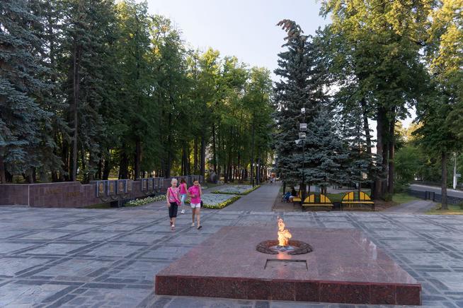 Вечный огонь в Парке Победы г. Зеленодольск. 2014::Зеленодольский район g2id14086