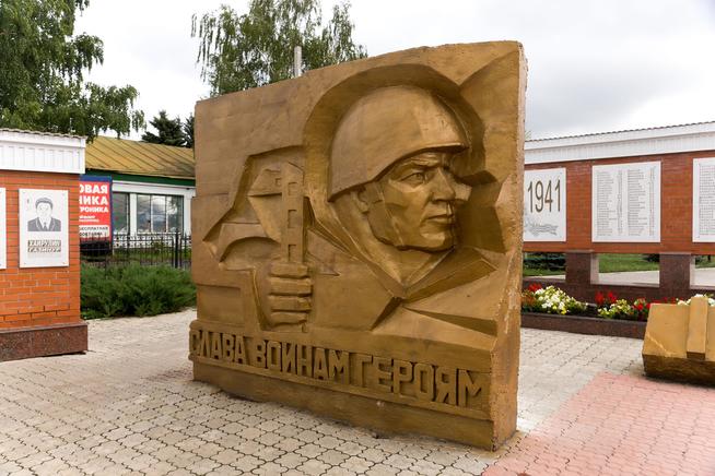 Мемориальный комплекс ʺСлава Героямʺ. Дрожжановский муниципальный район РТ. 2014::Дрожжановский район g2id14994