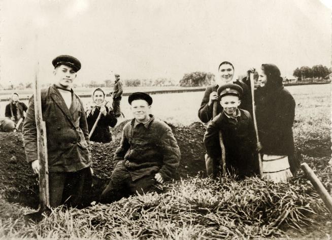 ::МБОУ «Старотябердинская средняя общеобразовательная школа им. М.К.Кузьмина» g2id15660