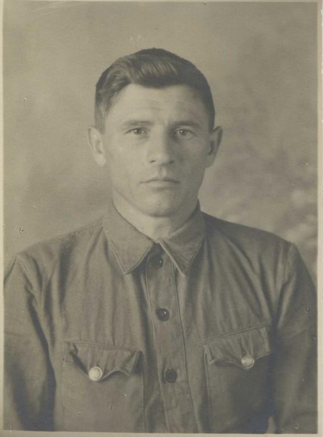 Ананьев Алексей Иванович 1911::Фотографии участников Великой Отечественной войны и документы по Спасскому району (до 1946г.) g2id41518