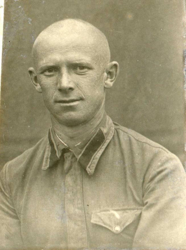 Губин Анатолий Викторович 1910г.р::Фотографии участников Великой Отечественной войны и документы по Спасскому району (до 1946г.) g2id41750