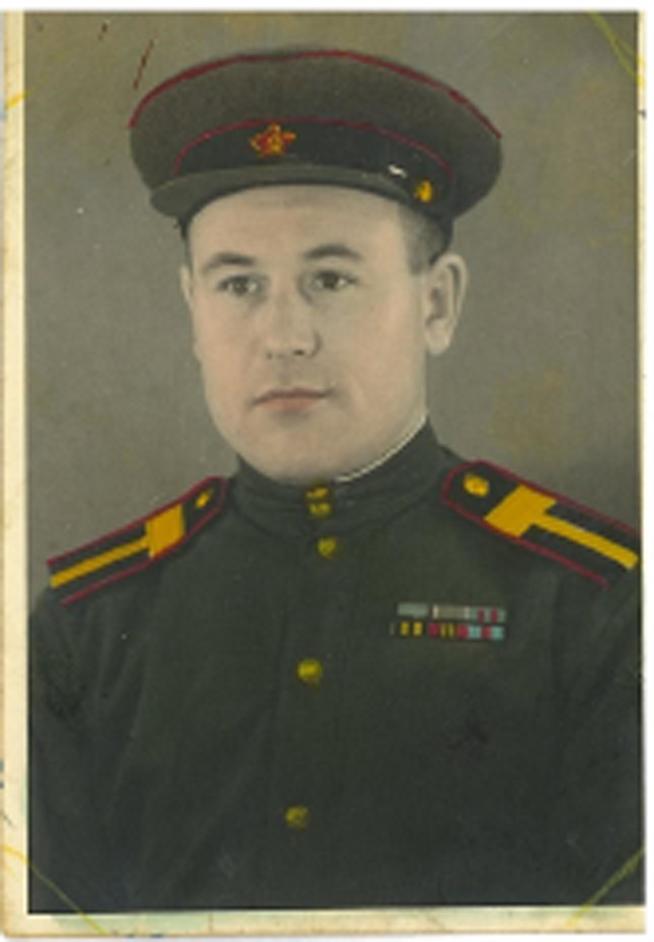 Гурьянов В.Ф. 1945г. Германия::Фотографии участников Великой Отечественной войны и документы по Спасскому району (до 1946г.) g2id42590