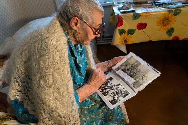 ::Бузукина Анастасия Петровна (1922 г.р.) Личный архив g2id16601