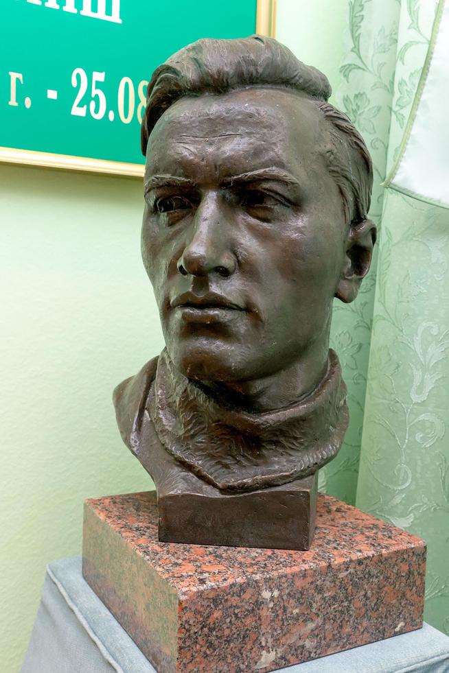 ::Музей Абдуллы Алиша при сельской библиотеке, с. Каюки g2id16713