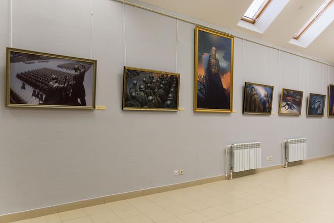 Фрагмент экспозиции Музея К.Васильева с произведениями художника на тему Великой Отечественной войны. 2014::Музей Константина Васильева. g2id43868