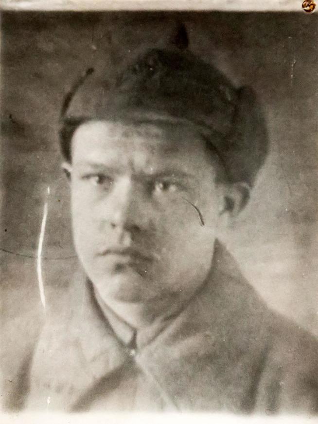 Фото. Приказчиков А.И. 1940-е::МБОУ «Тетюшская средняя общеобразовательная школа №1 имени Героя Советского Союза Ханжина Павла Семеновича» g2id18873