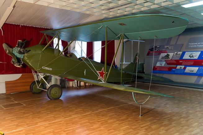 Самолет ПО-2 в экспозиции Музея трудовой славы ОАО ʺ Казанский вертолетный заводʺ. 2014::Музей трудовой славы ОАО "Казанский вертолетный завод". g2id38564