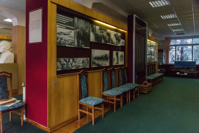 Фрагмент экспозиции Музея трудовой славы КАЗ им. С.П. Горбунова. 2014::Музей трудовой славы КАЗ им. С.П. Горбунова g2id39347