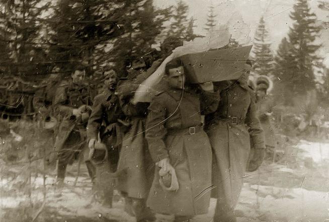 Фото.Похороны Плакатина А.П.1943::Музей истории Казанского университета g2id40782