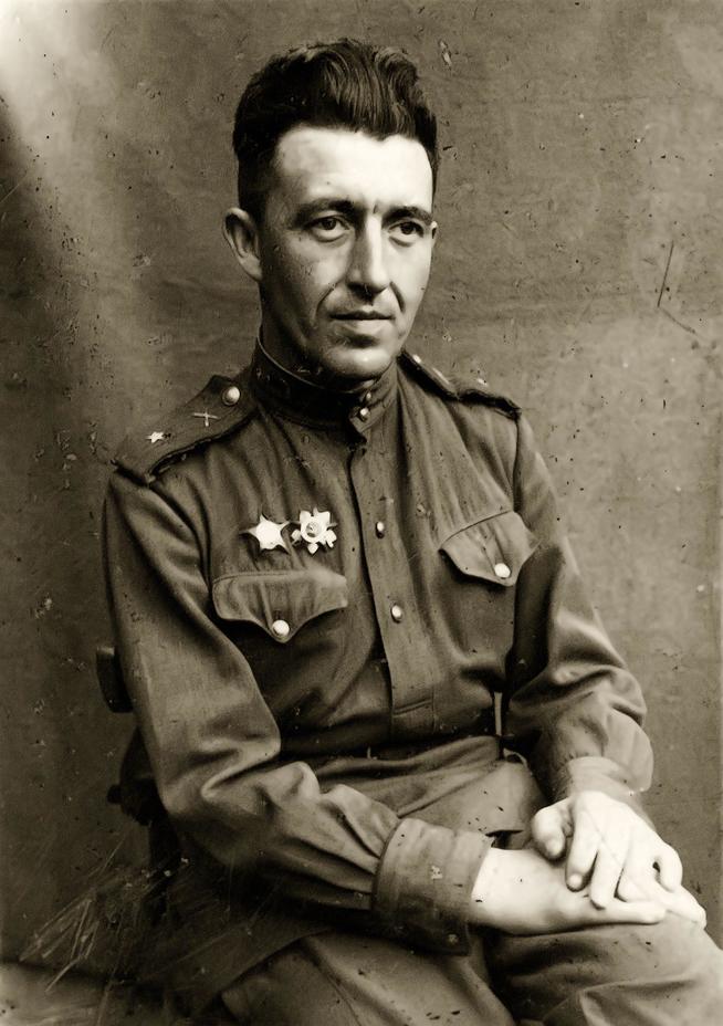 Фото. Альтшуллер С.А.-участник Великой Отечественной войны. 1940-е::Музей истории Казанского университета g2id40834