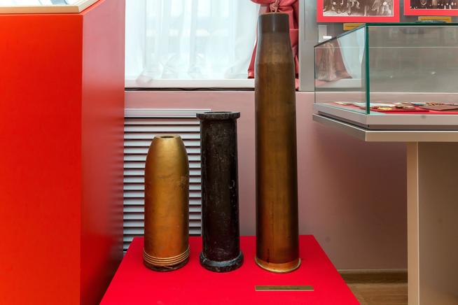 Выстрел к 100/70 морской пушке. Казань. 1940-е. Металл::Музей боевой и трудовой славы "Заречье" Казанского порохового завода g2id42729