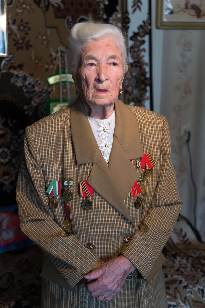 Фото. Мухтарова Г.А.-ветеран Великой Отечественной войны , ветеран труда. 2014::Музей истории ОАО "Татхимфармпрепараты" g2id43055