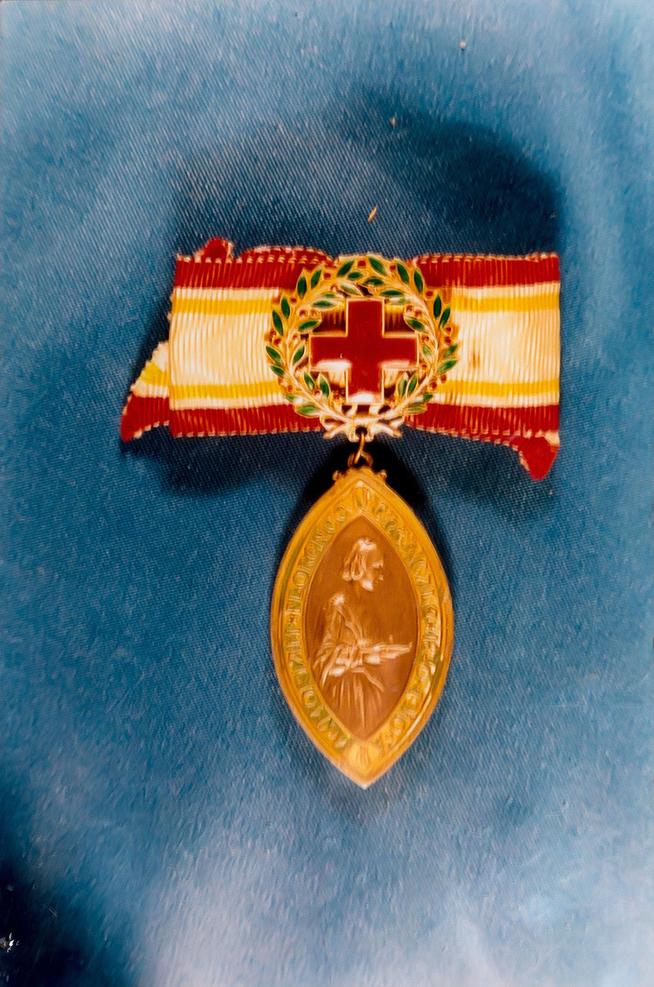 Медаль Флоренс Найтингейл (лицевая сторона)::Музей истории Казанского суворовского военного училища g2id43767