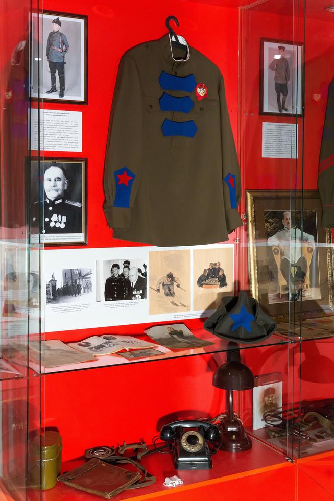 Головной убор - буденовка кавалериста. (1918-1940) СССР. сукно::Музей истории Казанского суворовского военного училища g2id43792