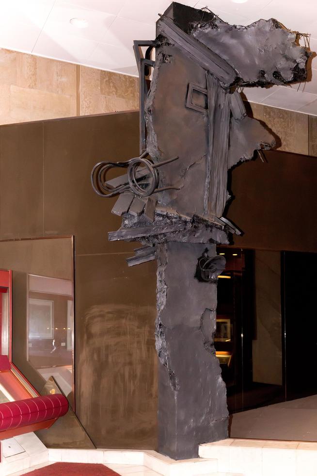 Фрагмент экспозиции Музея национальной культуры, посвященный Великой Отечественной войне. 2014::Музей национальной культуры в НКЦ Казань g2id44062