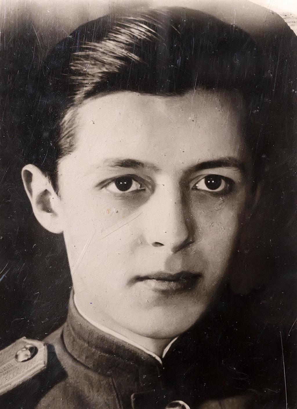 исхак абдулович ахмеров