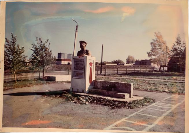 ::КМУ «СОШ с углубленным изучением ряда предметов», с. Калейкино g2id35703