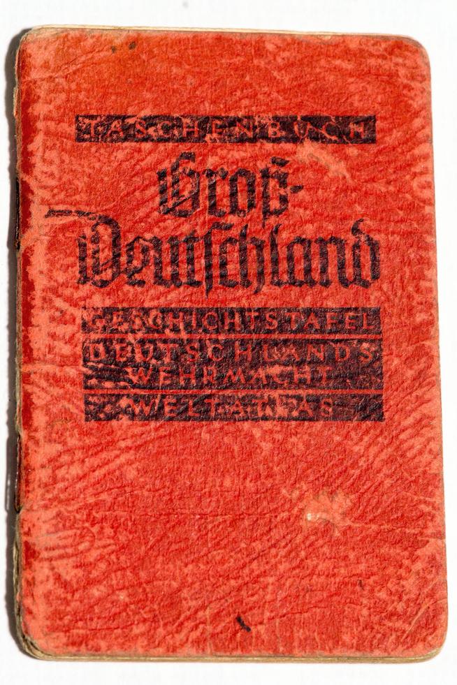 Трофейная немецкая карта, привезенная Гилязевым Х. - участником Великой Отечественной войны. Германия. 1940-е годы::Хиический завод имени Л.Я.Карпова g2id22575