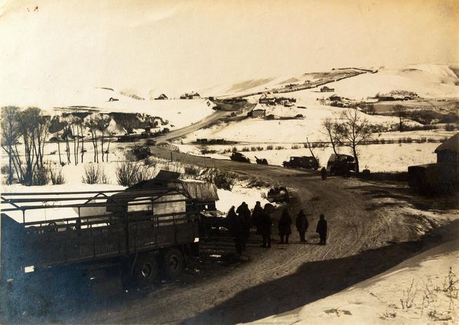 Фотография из личного архива генерал-майора Петрова Алексей Мироновича. 1940-е гг.::МБУ «Музей родного края им. В.И.Абрамова Алексеевского муниципальногоо района Республики Татарстан» g2id9265