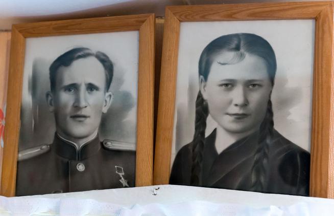 Фото. Красавин Михаил Васильевич, Красавина Вера Андреевна. 1940-е::Верхнеуслонский район g2id923