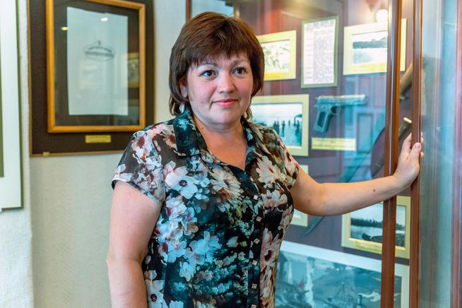 Фото. Абызова Р.Ю. – заведующая Музеем Янки Купалы в селе Печищи. 2014::Музей Янки Купалы в селе Печищи. Музей Янки Купалы в селе Печищи - отдел Национального музея Республики Татарстан g2id527