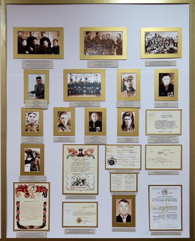 Стенд Высокогорского краеведческого музея, посвященный формированию воинских частей на территории Высокогорского района. 2014::МБУ «Высокогорский краеведческий музей» g2id7225